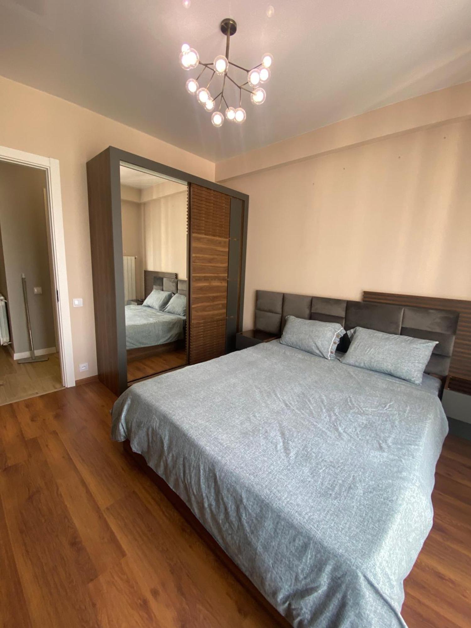 Tbilisi Hilton Apartment Екстериор снимка