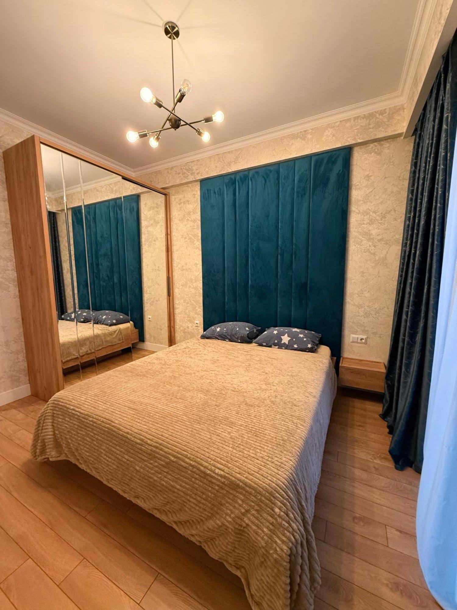 Tbilisi Hilton Apartment Екстериор снимка